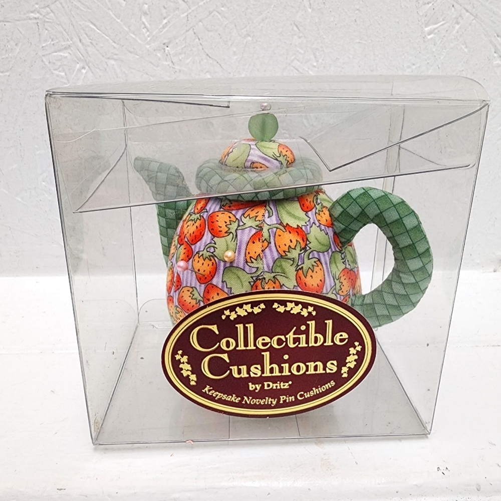 Collectible Pin Cushion teapot Prim-Drirz 1998 vintage